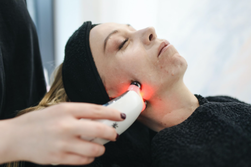 IPL and Pulse Dye Laser Treatment: Unveiling the Options at The Falcone Center